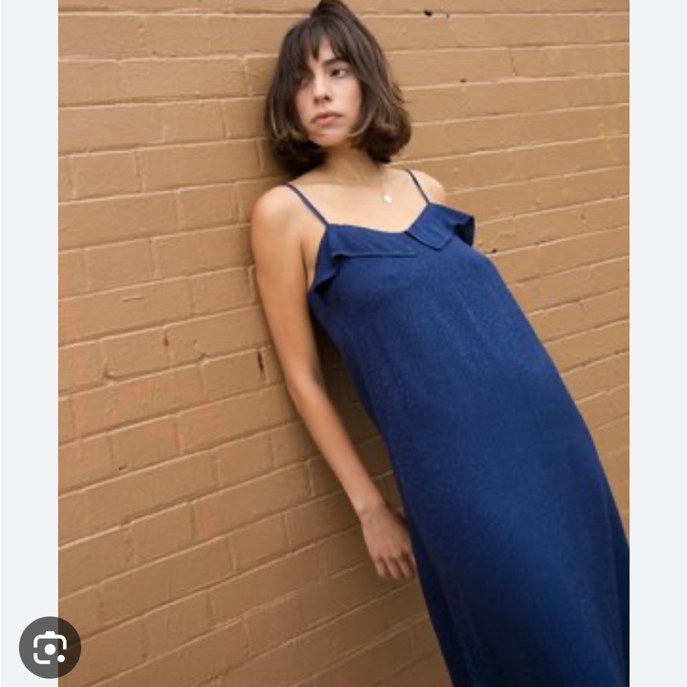 2 Lacausa Broadway slip dresses. XS GUC Black, blue. Tar, midnight